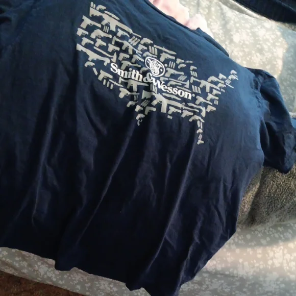 Navy Blue Smith&WESSON Men's Tee - Picture 1 of 2